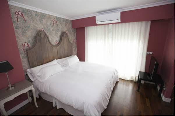 El Jardin De Vikera Guest House San Andrés de Montejos Eksteriør bilde